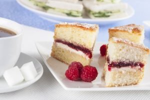 victoria sponge cognito spafternoon tea